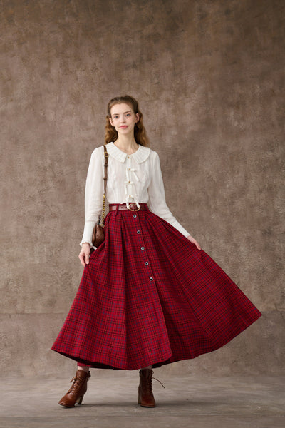 Santal 3 | Plaid Wool Skirt in Red