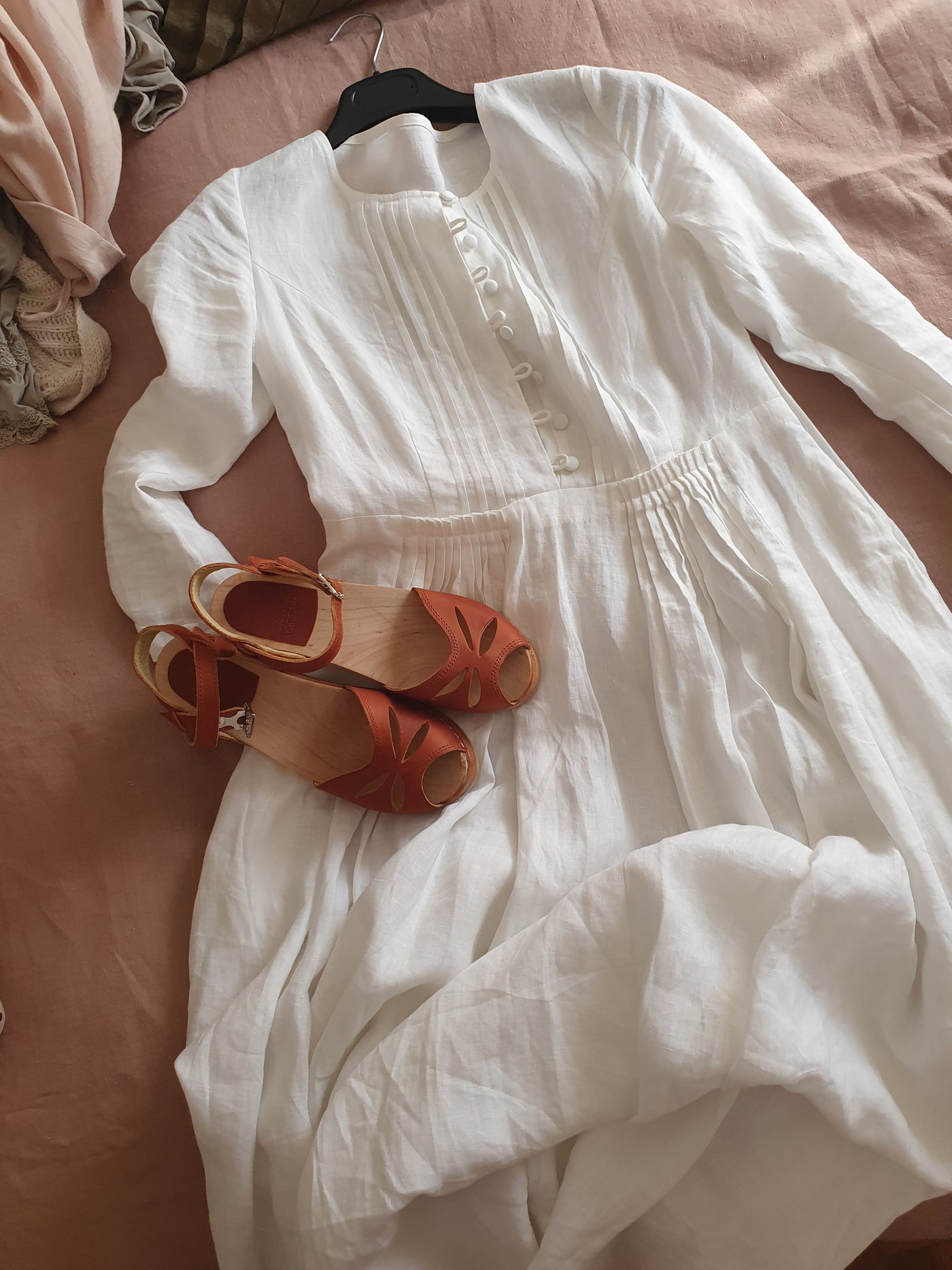 Vanilla 19 | linen luxury dress