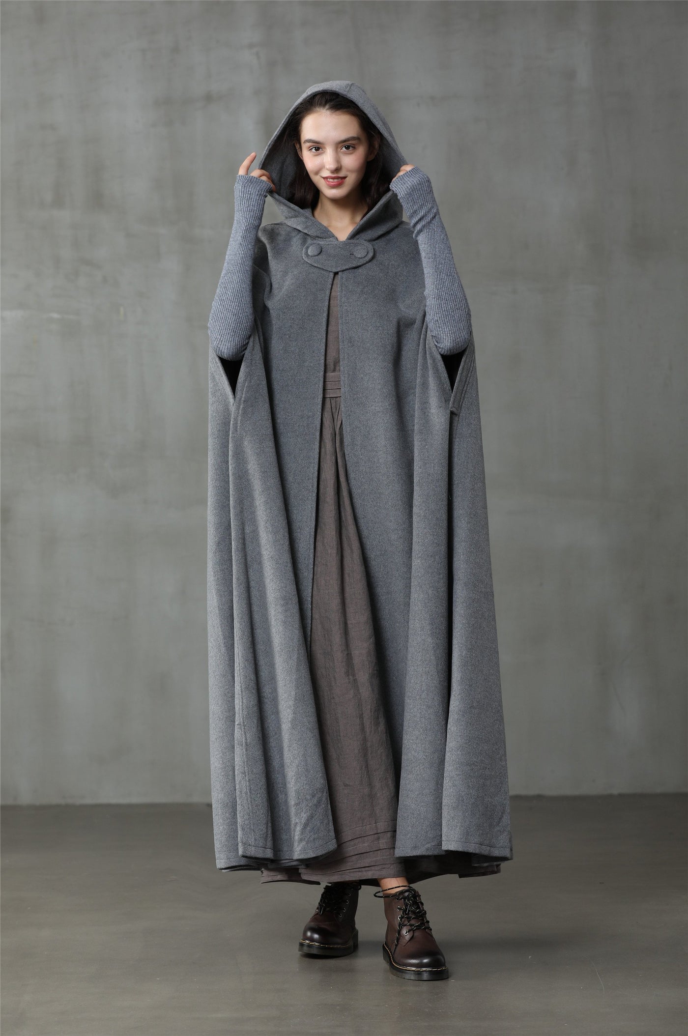 Outlander 2020 | 100% Wool Cloak Coat