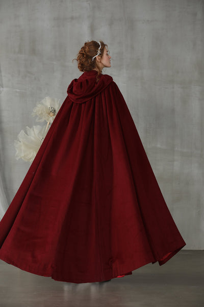 Perfumer 33 | white wool cloak wedding cape