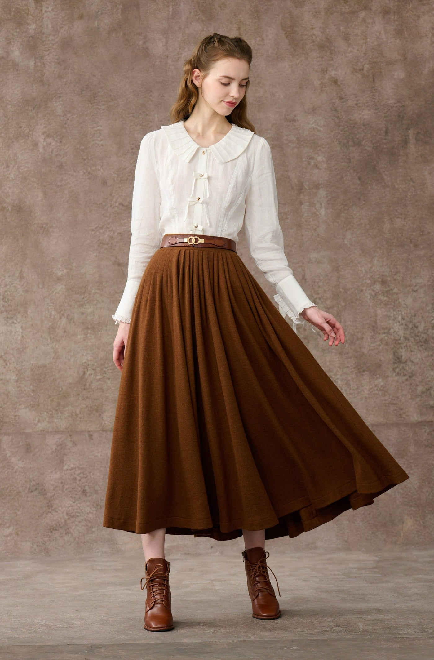 Future 4 | pleated wool skirt