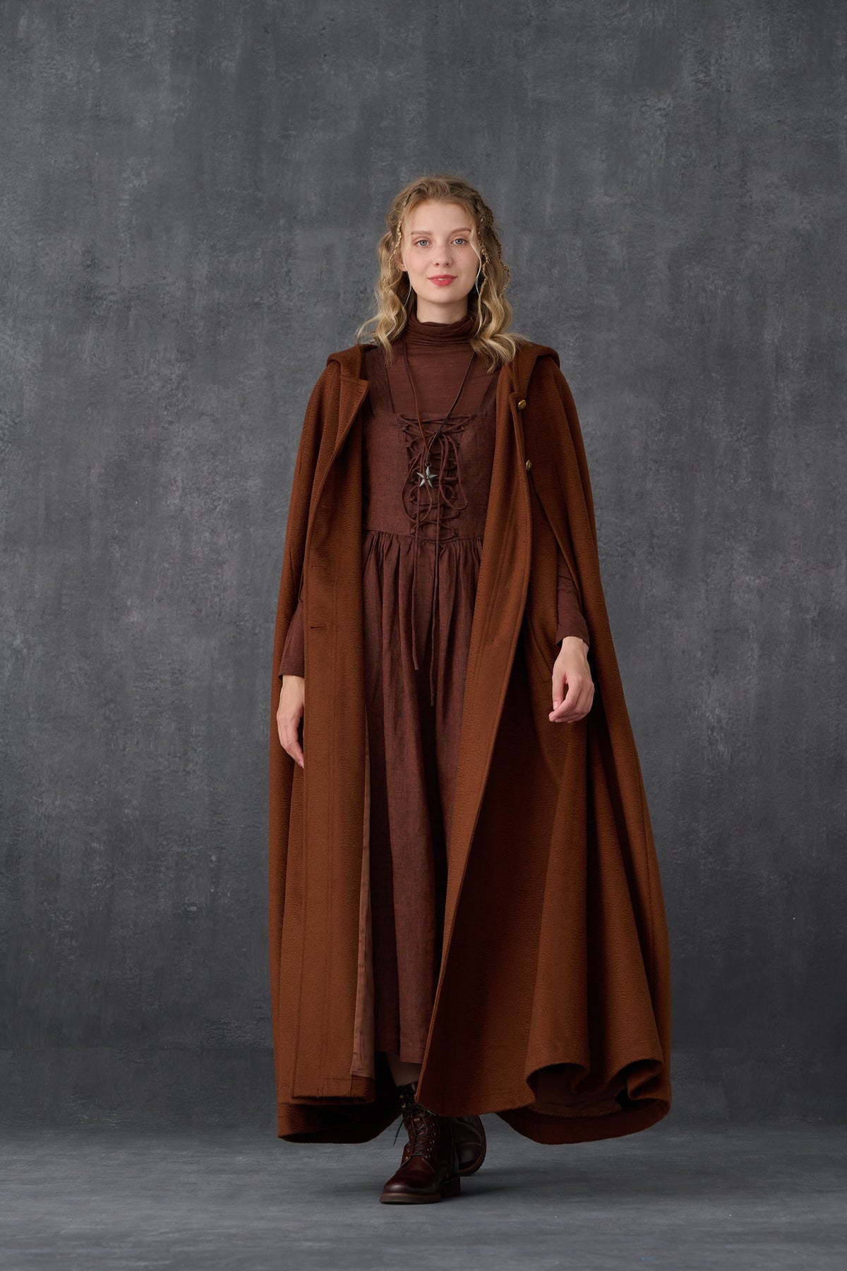 Parini 33 | Maxi Hooded wool coat cloak in olive – Linennaive