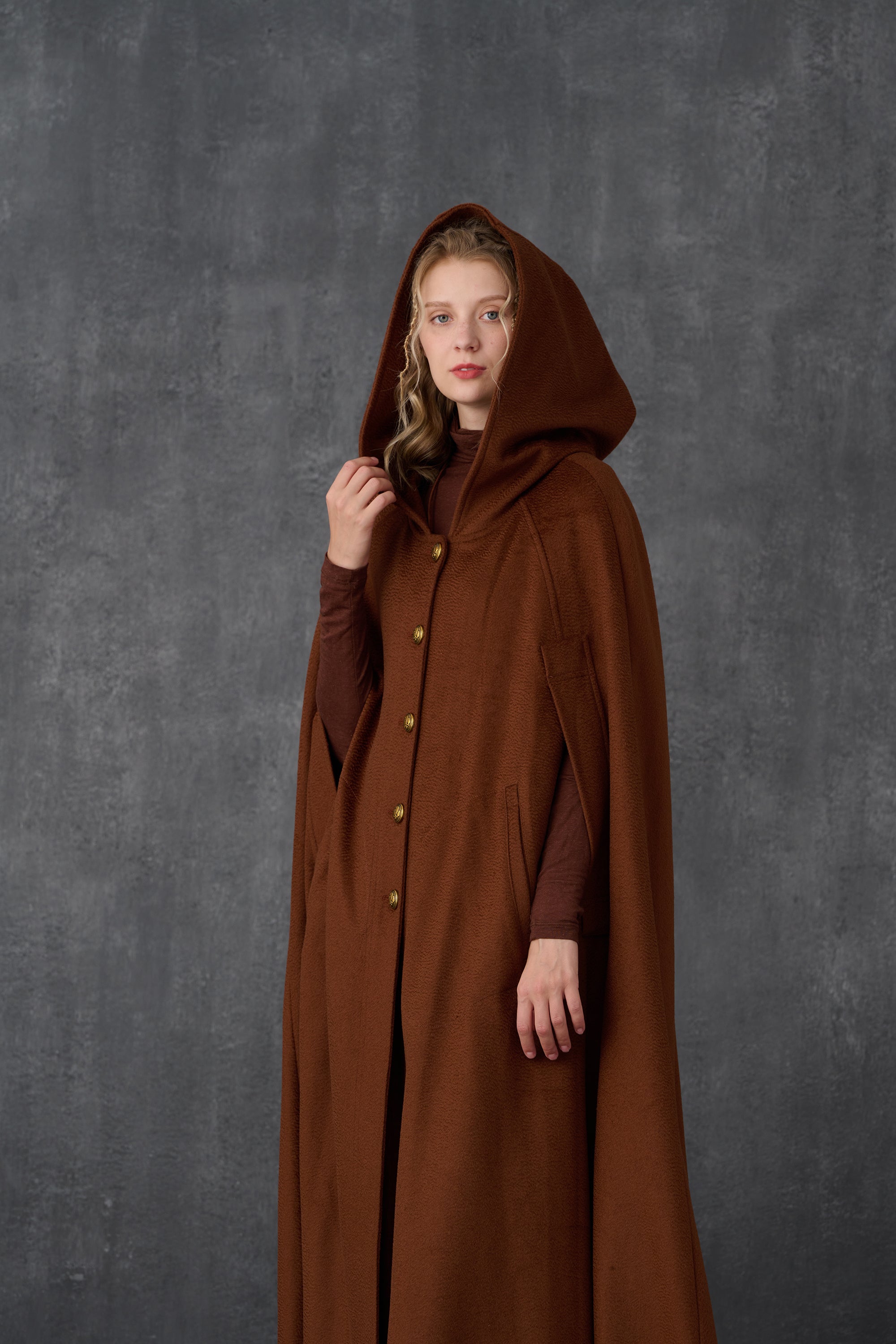 Parini 33 | Maxi Hooded wool cloak coat – Linennaive
