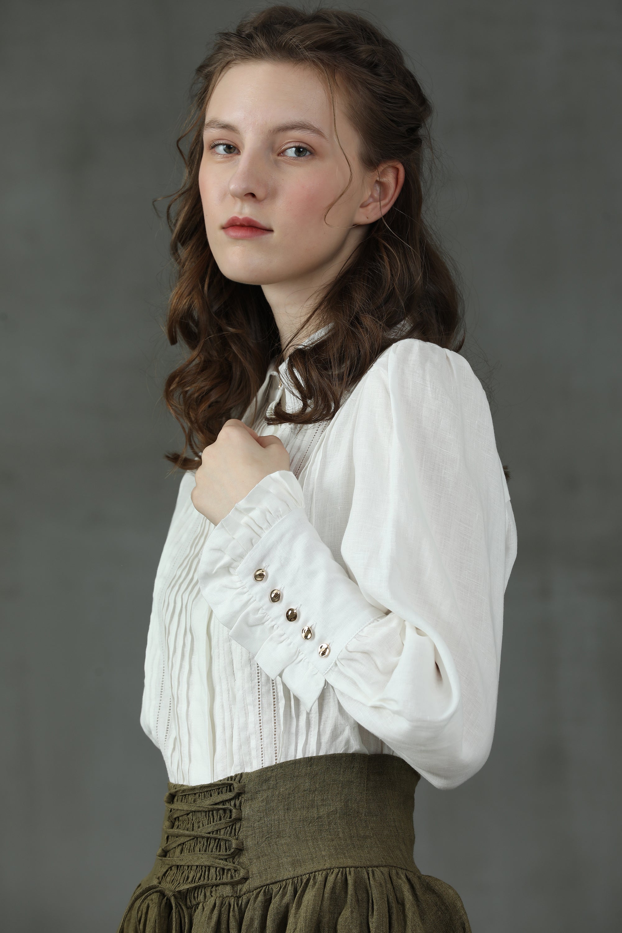 Jo March 31 | Accordion Pleated Linen Shirt – Linennaive