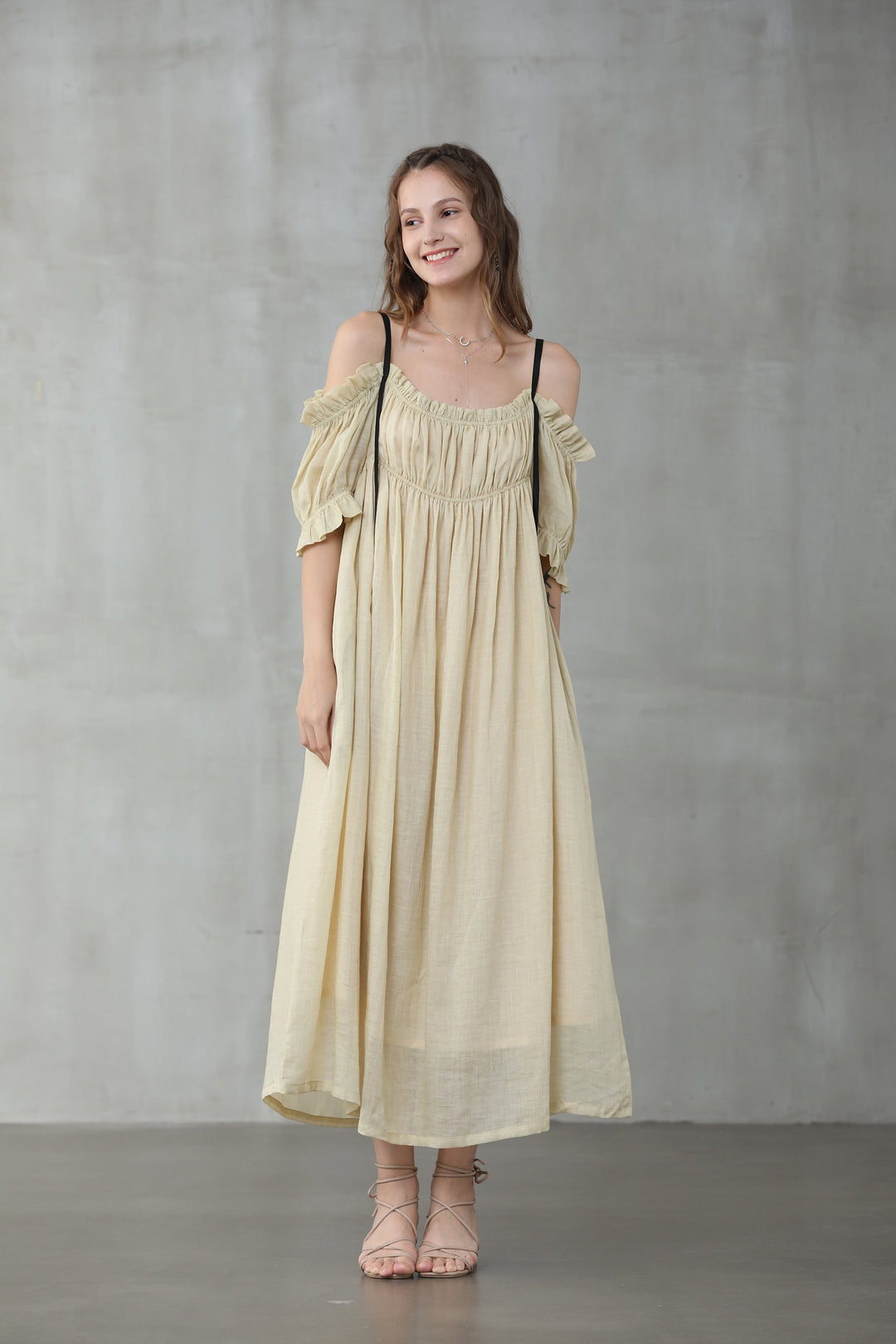 La Luna 11 | old lace linen dress Linennaive La Luna 11 | old lace linen dress Linennaive