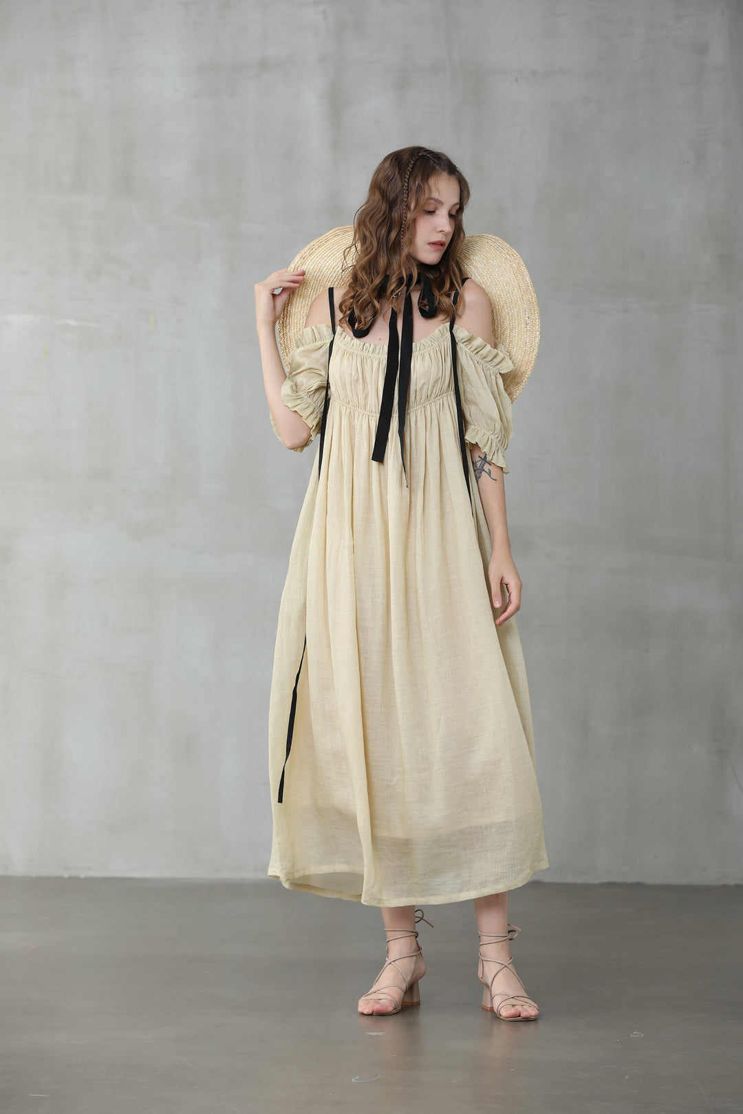 La Luna 11 | old lace linen dress Linennaive La Luna 11 | old lace linen dress Linennaive