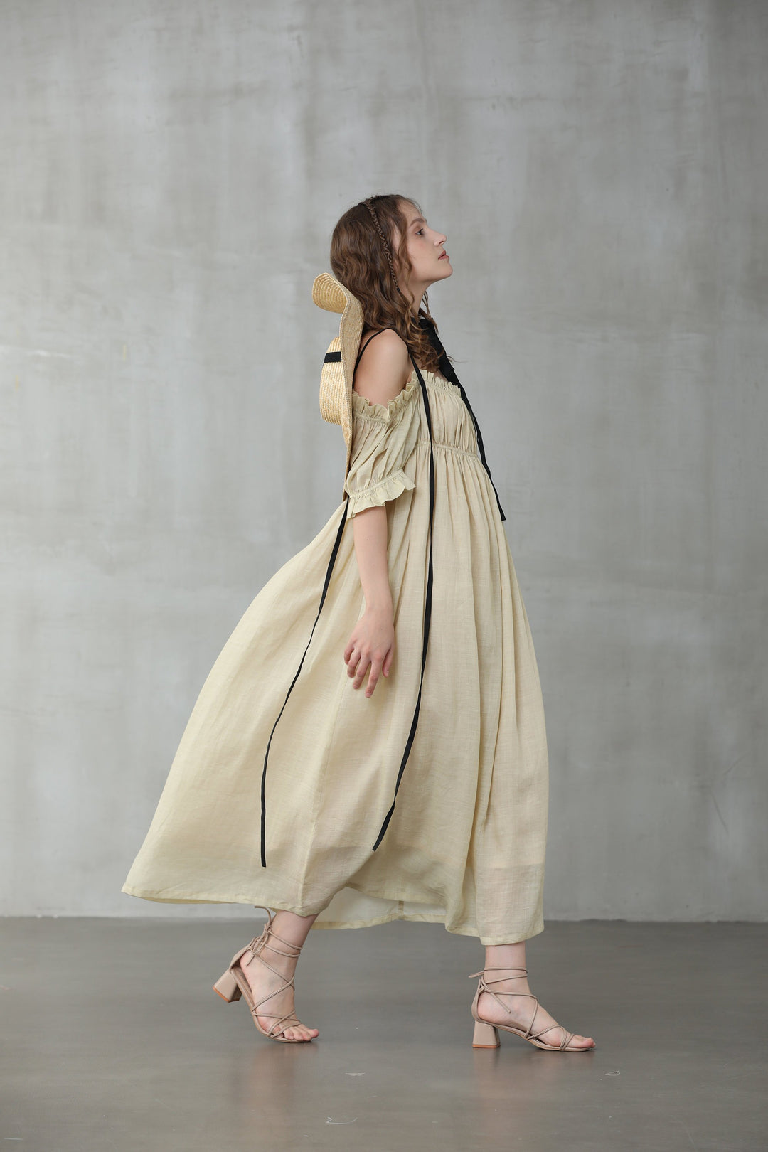 La Luna 11 | off shoulder linen dress Linennaive La Luna 11 | off shoulder linen dress Linennaive