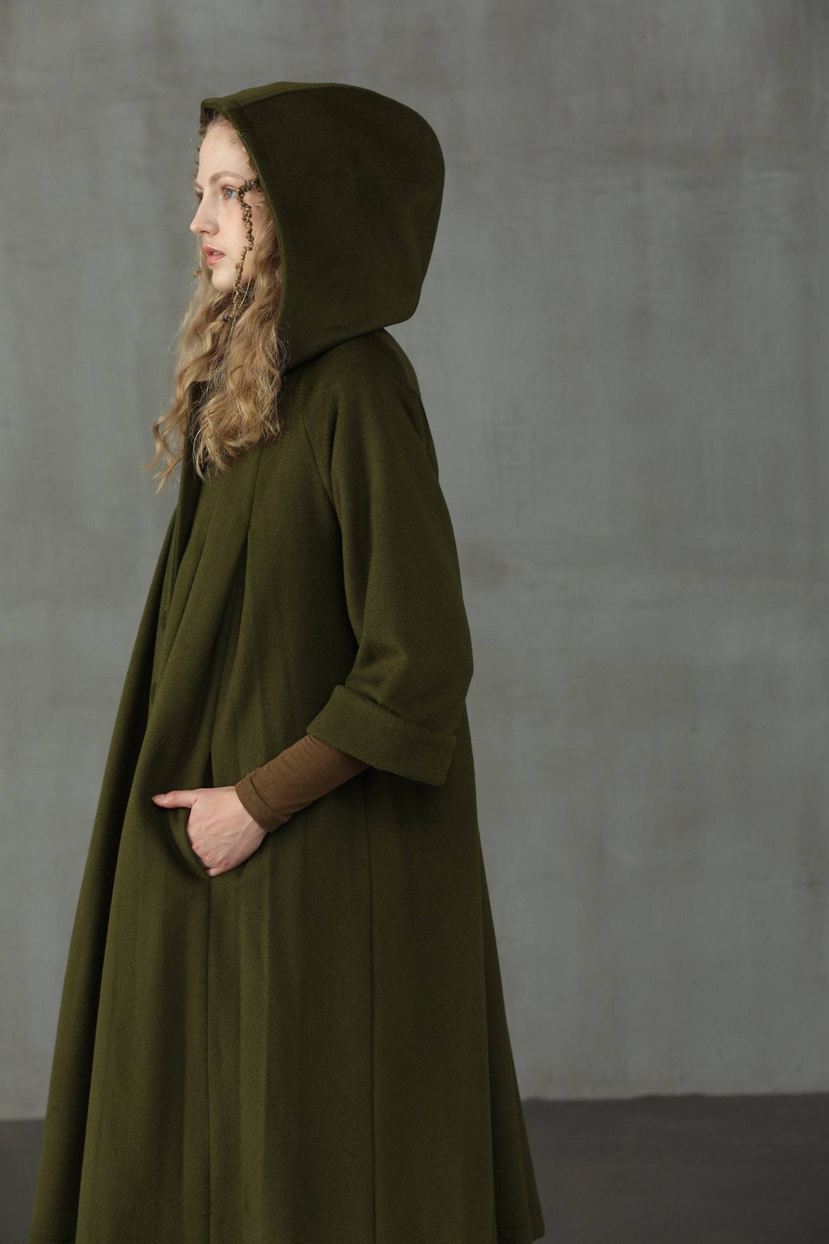 Academy 06 | hooded wool coat jacket in moss green – Linennaive
