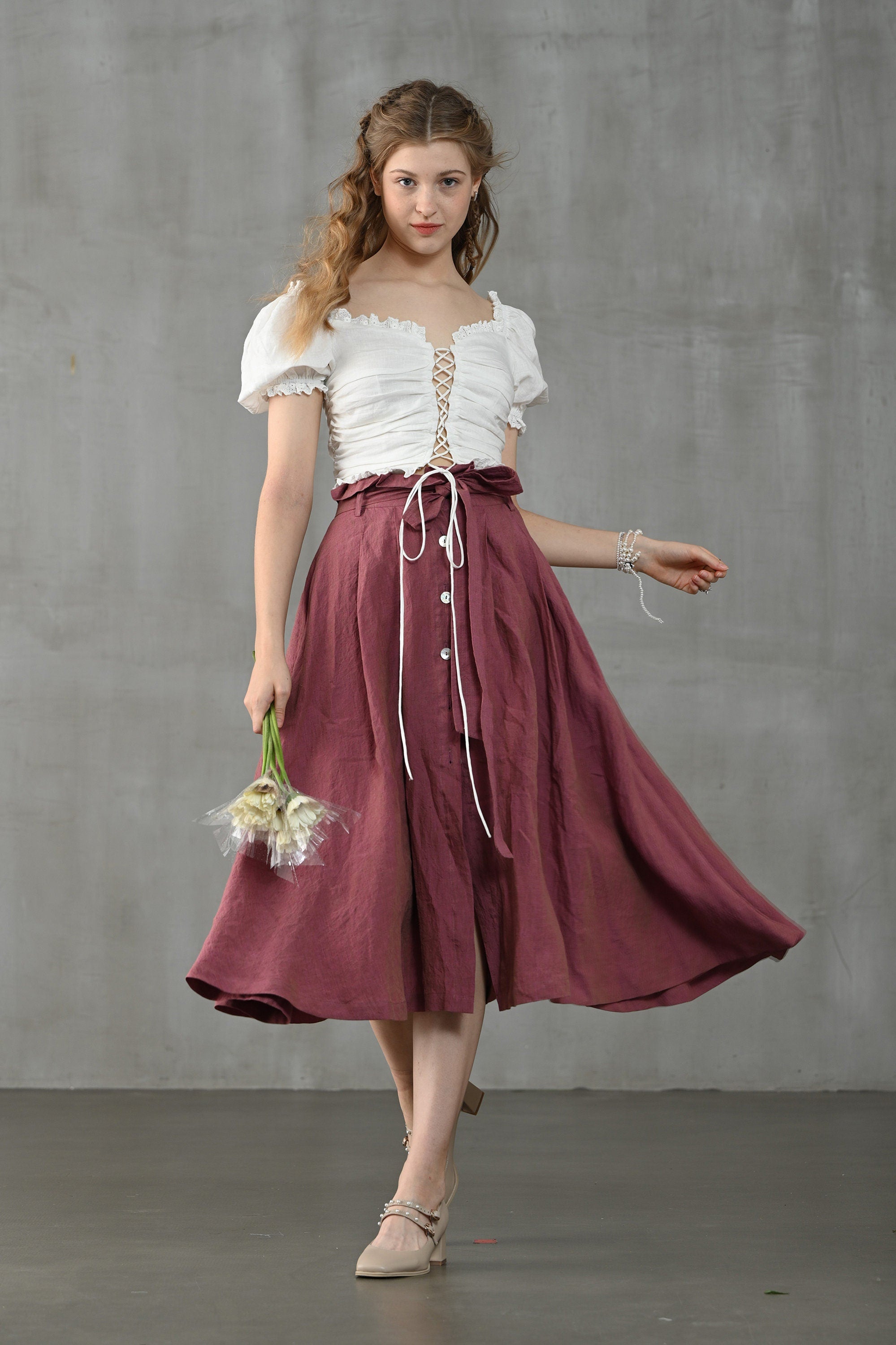 Jasmine 31 | lace-up white linen blouse – Linennaive