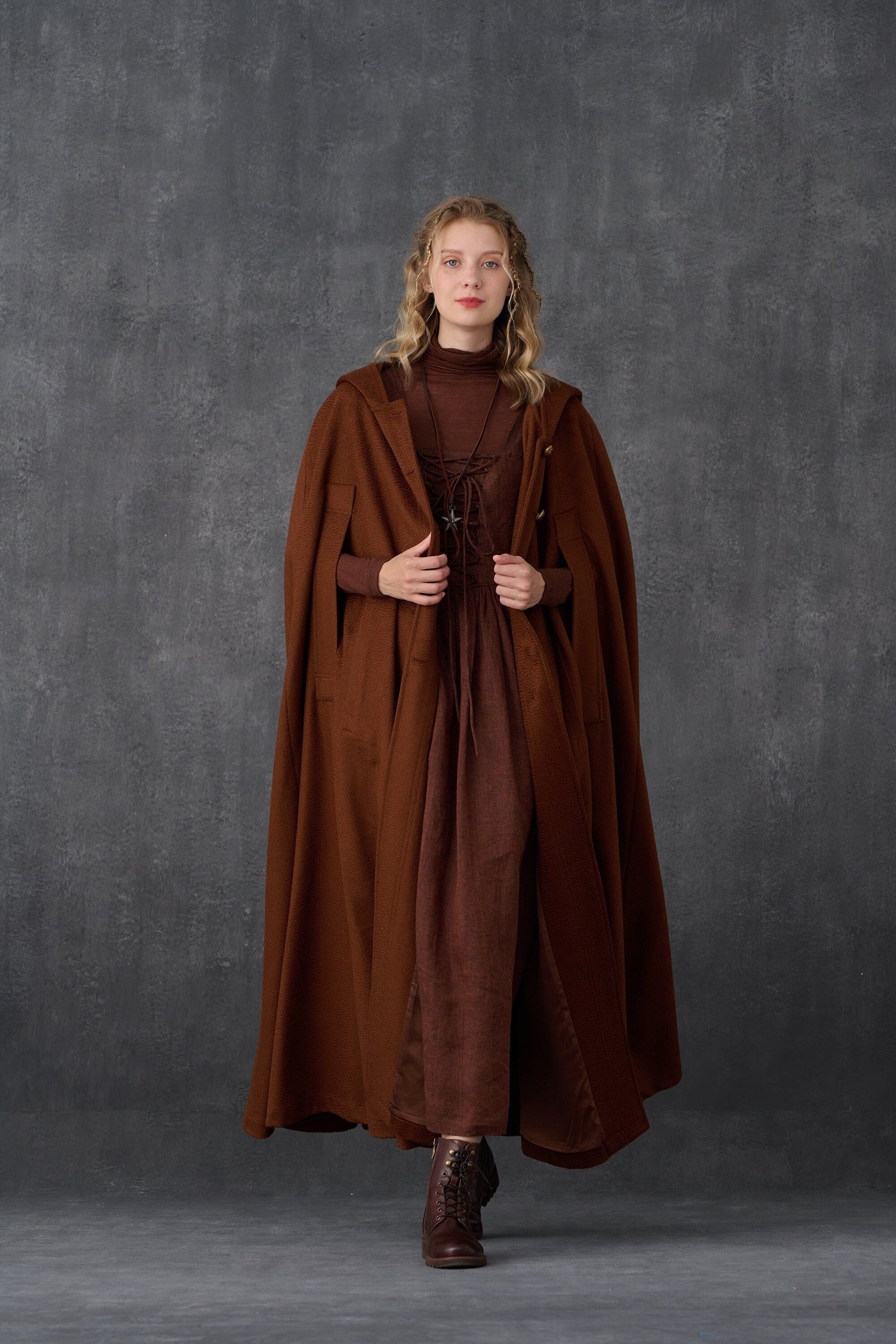 Parini 33 | Maxi Hooded wool cloak coat – Linennaive