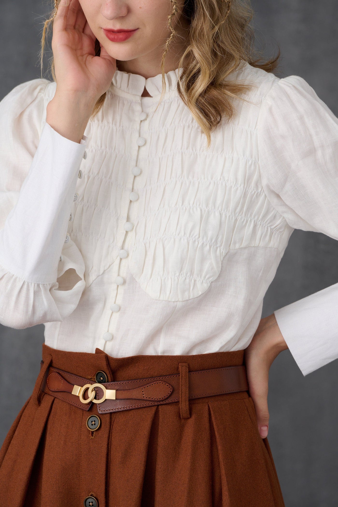 Clove 9 | smocked longsleeved linen blouse – Linennaive