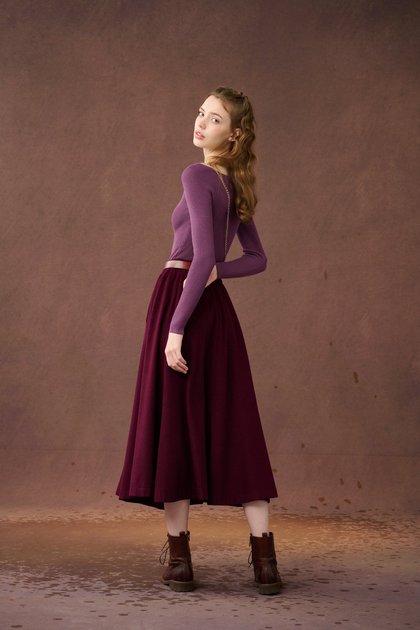 The Soft Lawn 12 | Midi wool Skirt in Purple