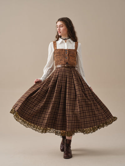 Rossel 21 | wool skirt with lace